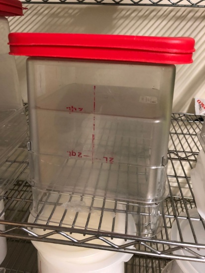 (2) 6 Quart Cambro Square Food Storage Containers