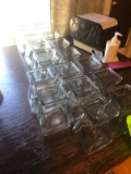 (16) Glass Vases