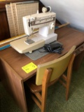 Singer Stylist 834 Sewing Machine