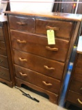 5-Drawer Pine Dresser w/ Oak Stain Finish