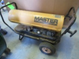 Master 135,000 Btu Kerosene Heater