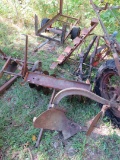 (6) Garden Tractor Attachments