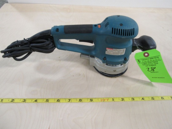 Makita B06030 6" RO Sander