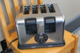 GE 4-Slice Toaster