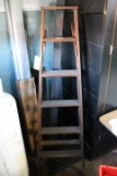 6' Wood Step Ladder