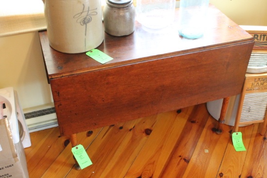 Antique Turned-Leg Drop-Leaf Cherry Table