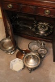 Contents of China Cabinet