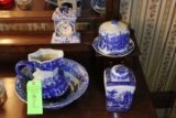 (4) Flow Blue China