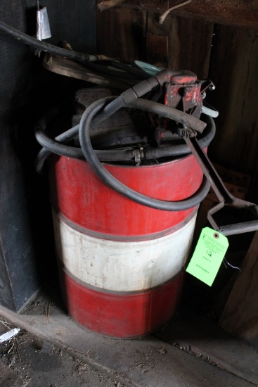 55 Gallon Oil Drum w/ Manual Pump