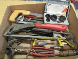 (22) Asst. Carpenter Tools