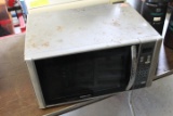 Microwave & Toaster Oven Lot