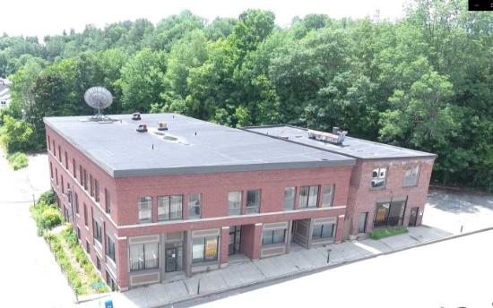 VERMONT ABSOLUTE AUCTION: 26,000+/-SF Building