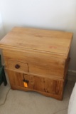 Pine Lift Top Commode