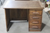 Antique Oak 4-Drawer Single Pedestal Desk