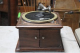 Victor Talking Machine Co. Phonograph