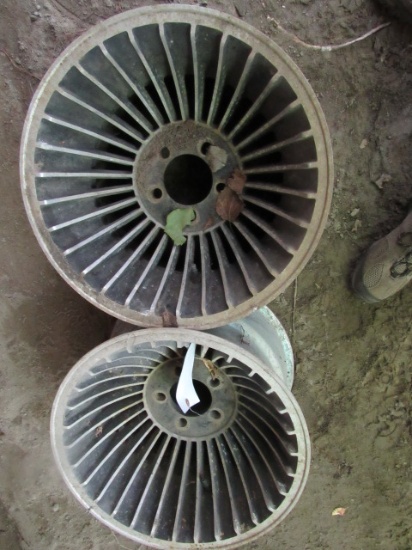 (2) Aluminum 16" Ribbed Wheels
