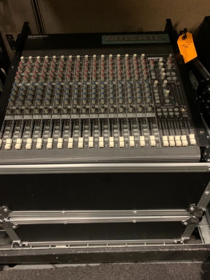 Mackie CR1604-VLZ 16 Channel Mic/Line Mixer