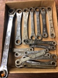 (17+/-) Box-End Ratcheting Wrenches