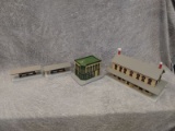 (4) Mike's Train House Railroad Station/City Buildings