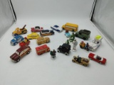 (17+/-) Department 56 Collectible Cars and People