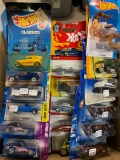 (148) Asst. Year Hot Wheels Die Cast Collectible Cars