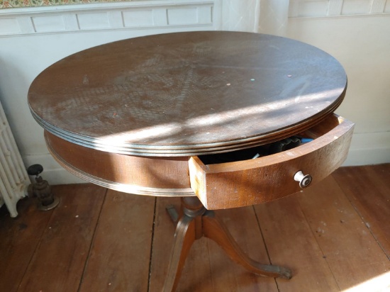 One Drawer Round Top Duncan Phyfe Style Table