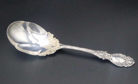 R. Wallace & Sons Lucerne Pattern Sterling Silver Large Berry / Casserole Spoon