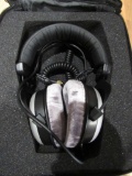 Beyerdynamic DT 880 Pro 250 ohm Semi-open Reference Studio Headphones