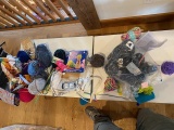 Yarn & Knitting Supplies
