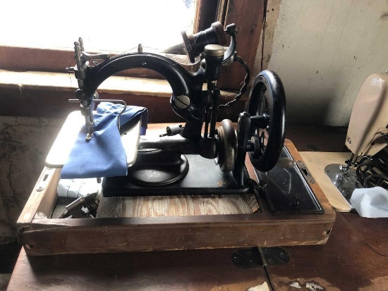 Vintage 1878 Wilcox & Gibbs Sewing Machine