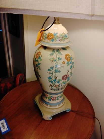 Oriental Urn Form Porcelain Table Lamp