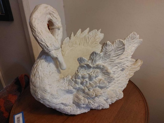 Swan Form Planter