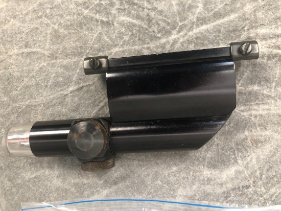 Vintage Weaver Qwik-Point Red Dot