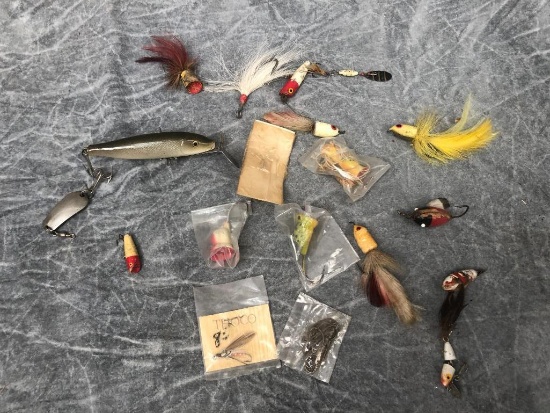 Lot of Collectible Lures & Poppers