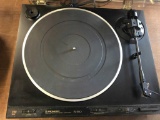 Pioneer PL-590 Automatic Turntable