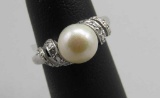 10K White Gold & Pearl Ring