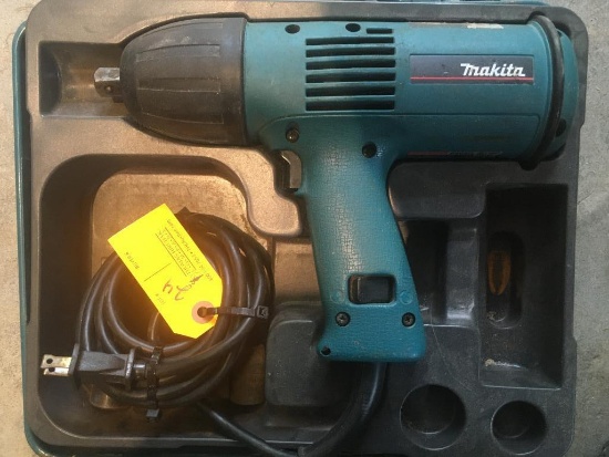 Makita 1/2" Impact Wrench