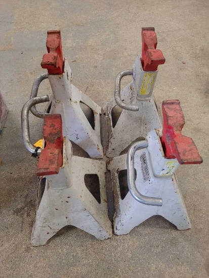 (4) Larin 3 Ton Jack Stands