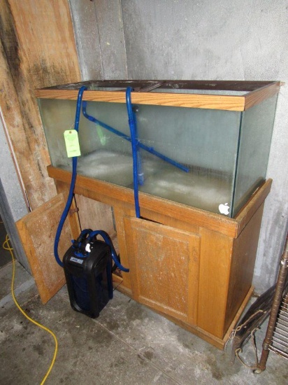 Lobster Tank w/ Top Fin 2-Way Pump and Base Cabinet