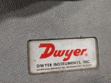 Dwyer Magnehelic Differential Pressure guage