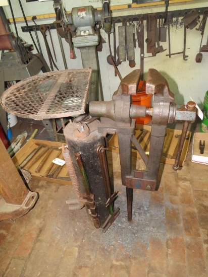 Vaughans of Dudley Leg Vise and Stand