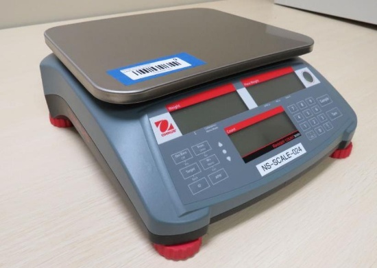 Ohaus Model RC31P30 Ranger Count 3000 Digital Counting Scale