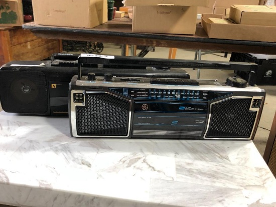 (2) Portable Stereo Systems GE & Magnavox
