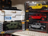 (5) 1:18 Scale Maisto Collectible Hummers & Humvees Diecast Collectible