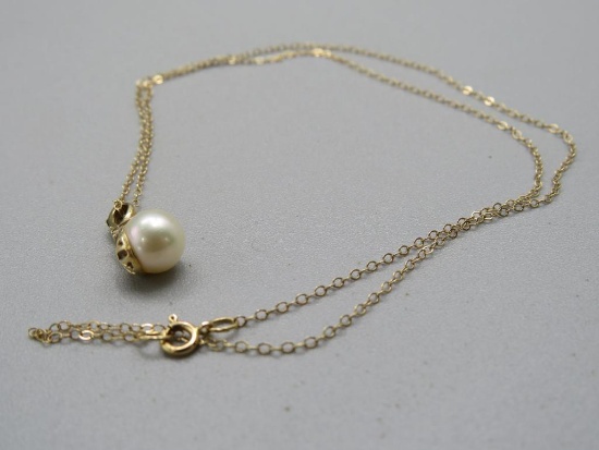 14K Yellow Gold, Pearl & Diamond Pendant on 16" 14K Yellow Gold Chain