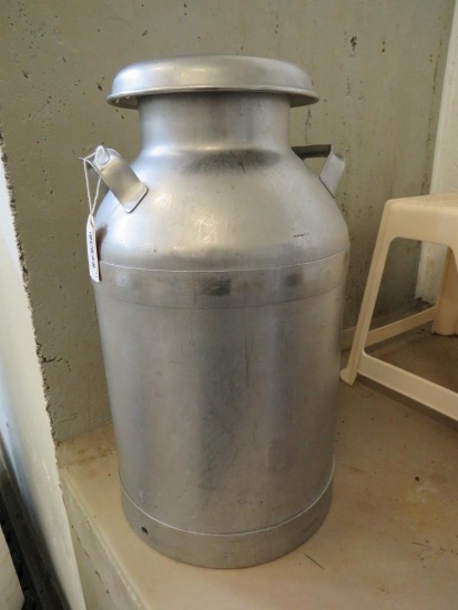 Buhl-Ohio 40 Qt. Stainless Steel Milk Can