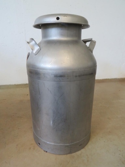 Buhl-Ohio 40 Qt. Stainless Steel Milk Can