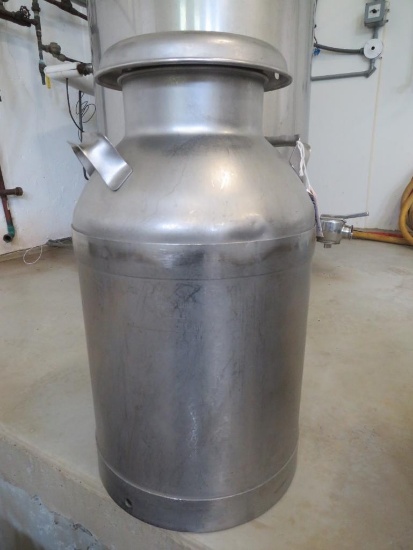 Buhl-Ohio 40 Qt. Stainless Steel Milk Can