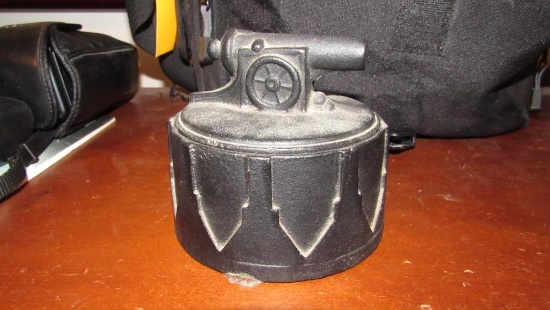Round Cast iron box w/ Cannon