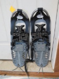 Pair of Mountain Profile 8 x 25 Yukon Charlie's Snowshoes